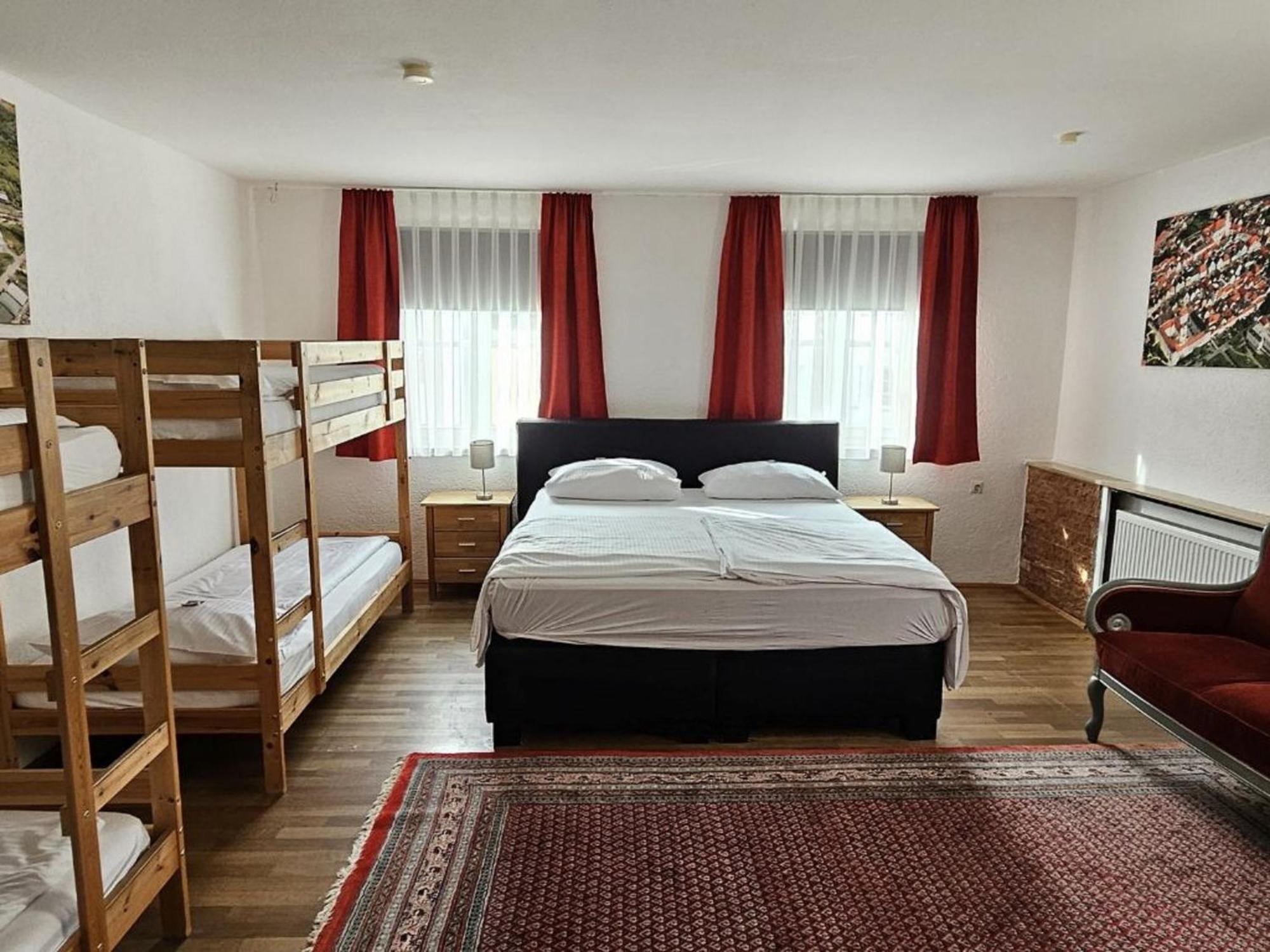 Hotel Hirsch Guenzburg Luaran gambar