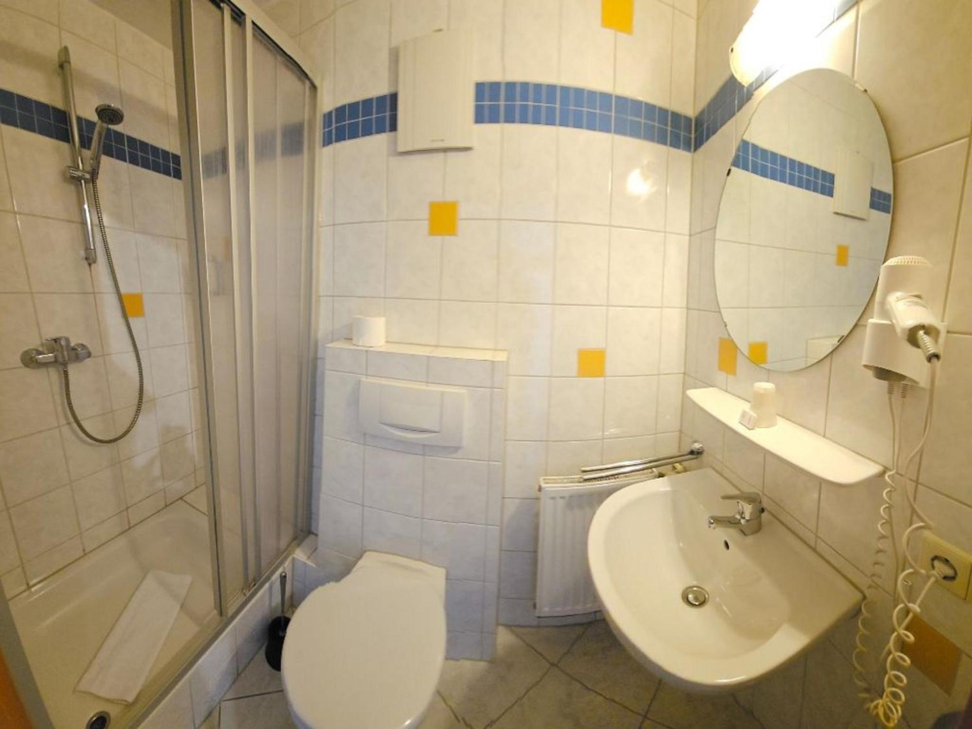 Hotel Hirsch Guenzburg Luaran gambar