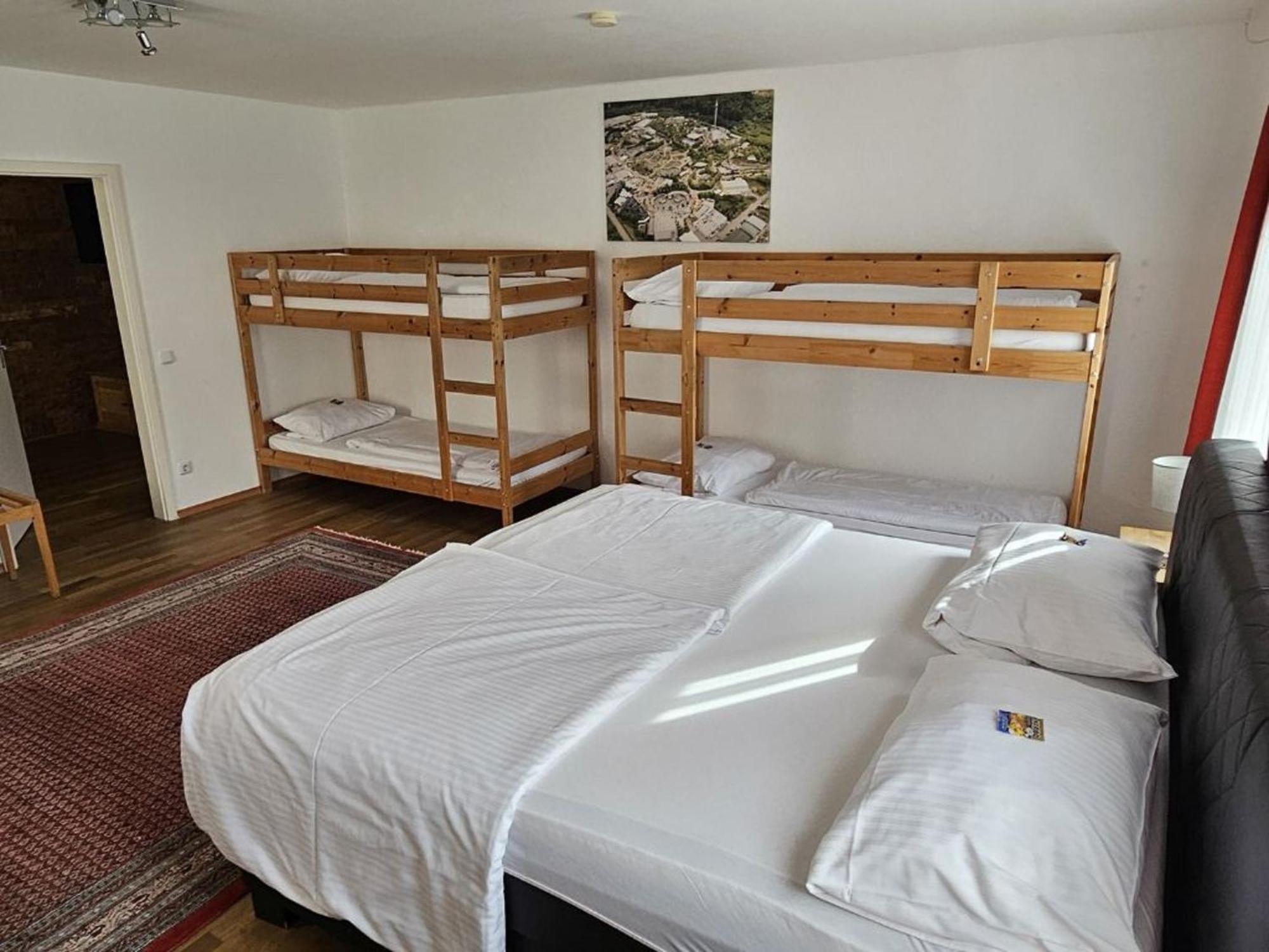 Hotel Hirsch Guenzburg Luaran gambar