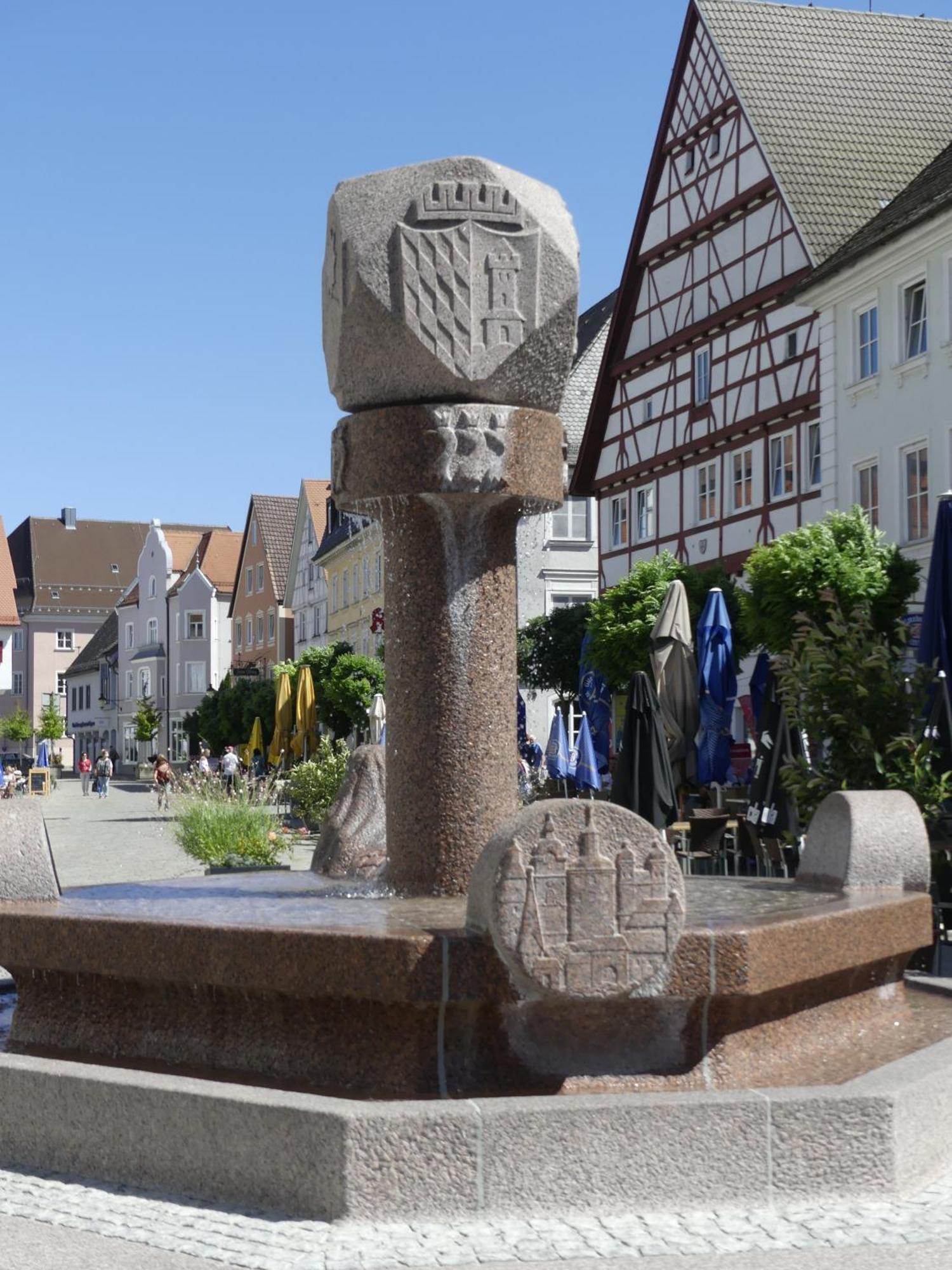 Hotel Hirsch Guenzburg Luaran gambar